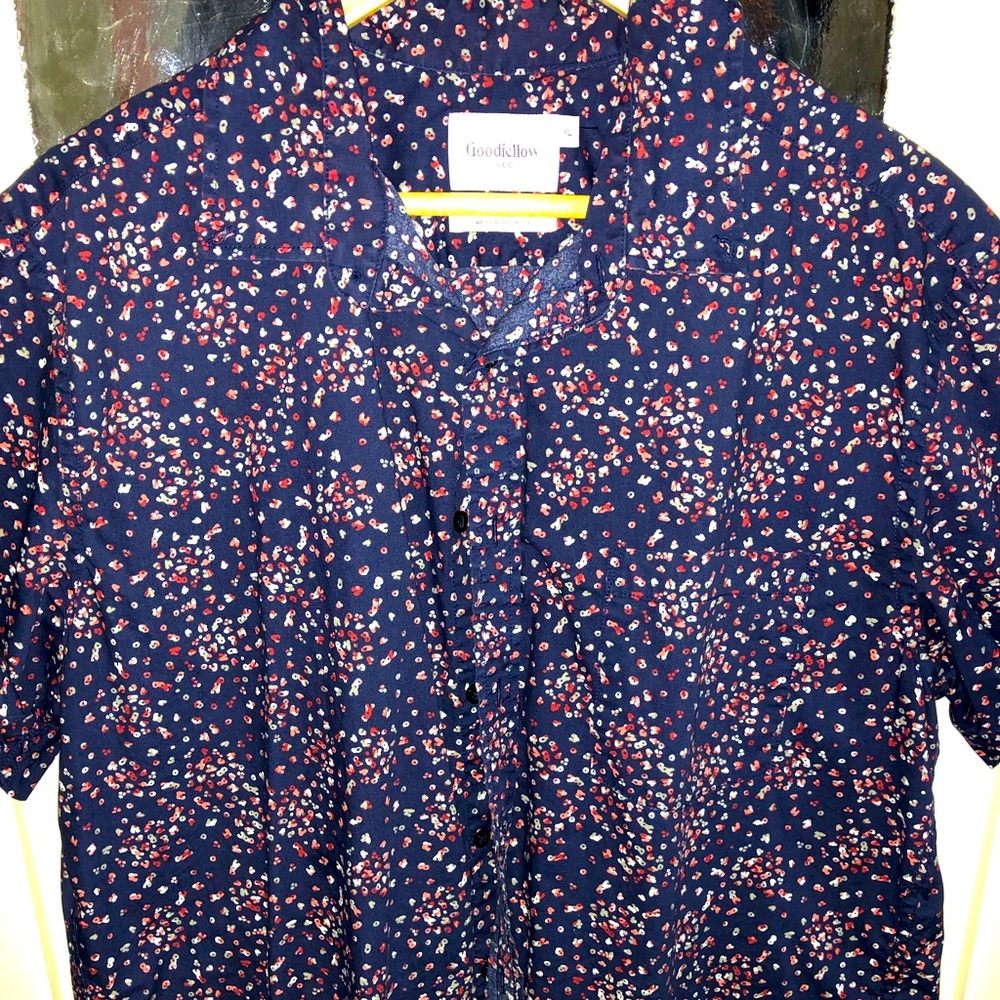 Goodfellow Flower Pattern button up
